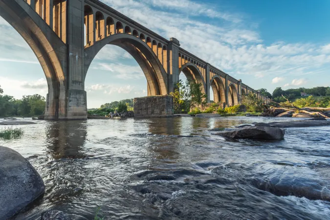 James River Neighbors