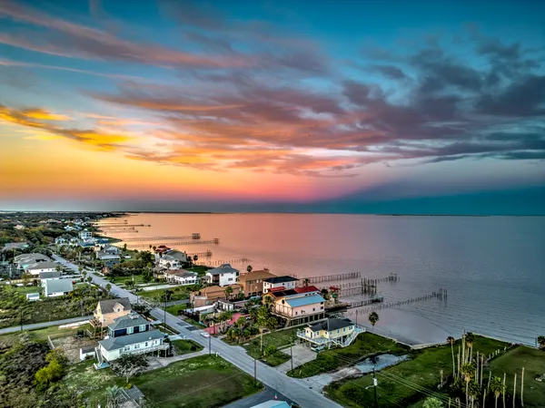Neighbors of Seabrook
