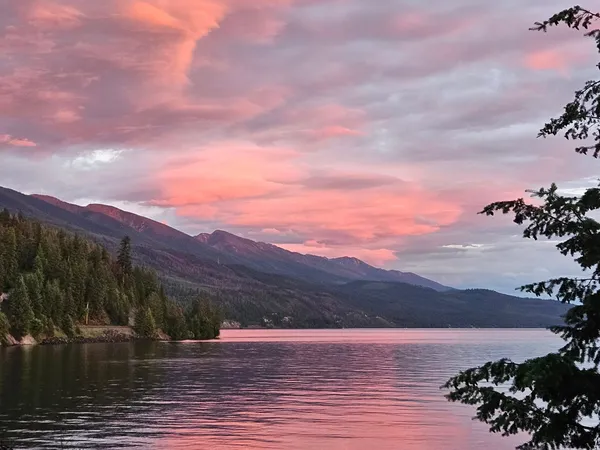 Living on Flathead Lake