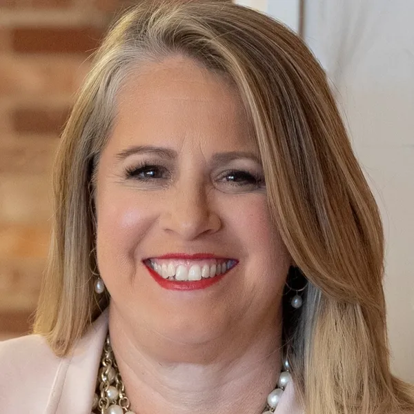 Lisa Swiftney